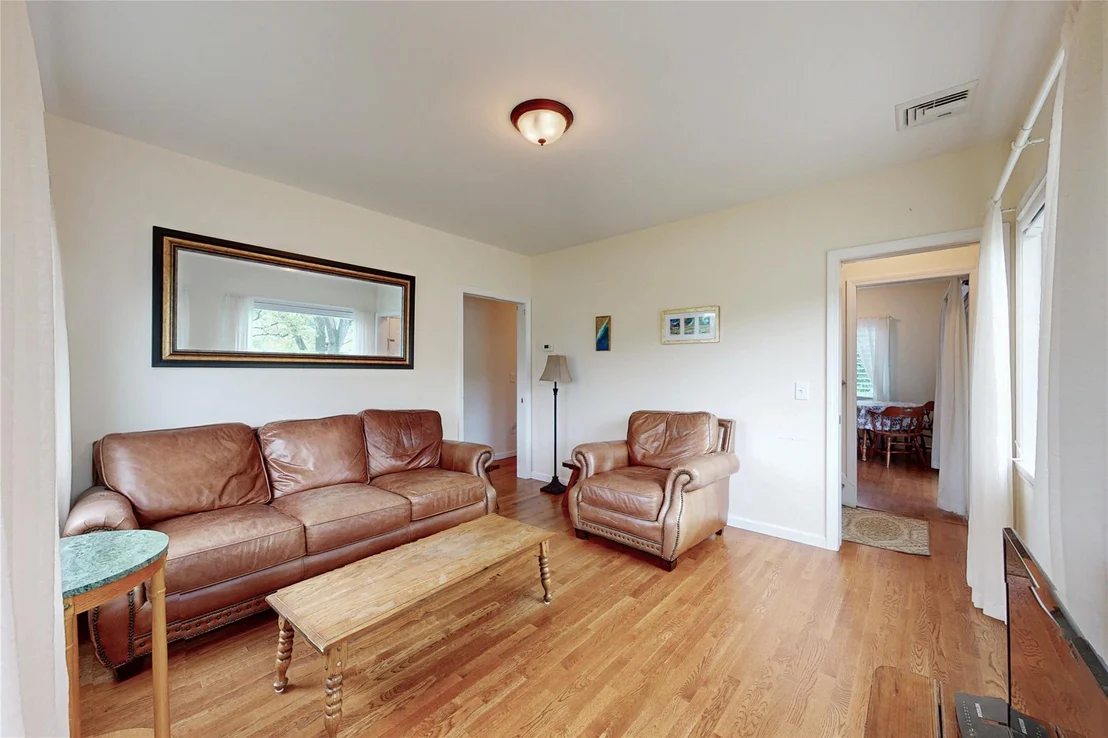 Photo of 47 Champlain Drive