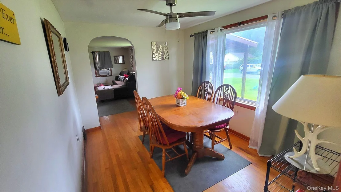 Photo of 6 Bircher Avenue