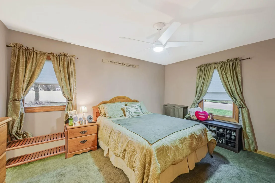 Photo of 48 Henry Avenue