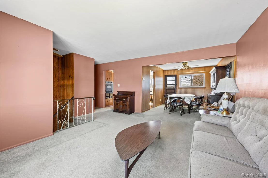 Photo of 37 Evergreen Avenue