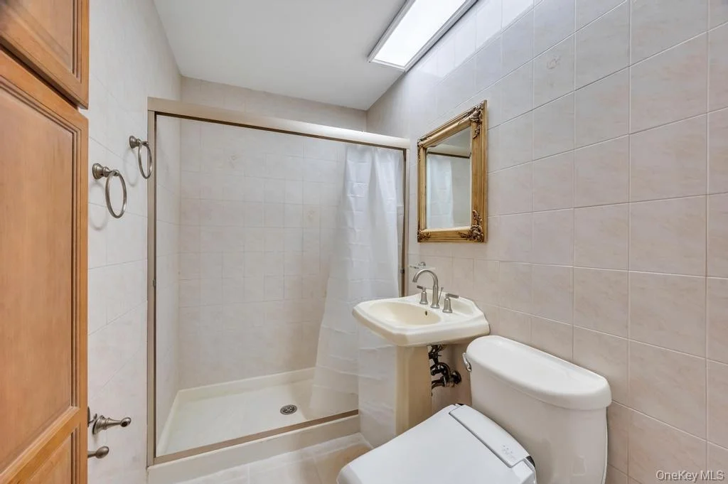 Photo of 104 Saddle Lane