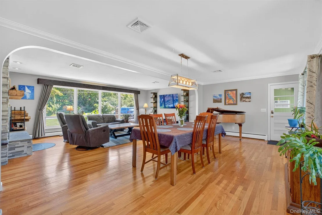 Photo of 14 High Point Drive