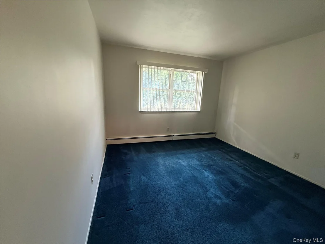 Photo of Unit 7D4 at 1840 Crompond Road