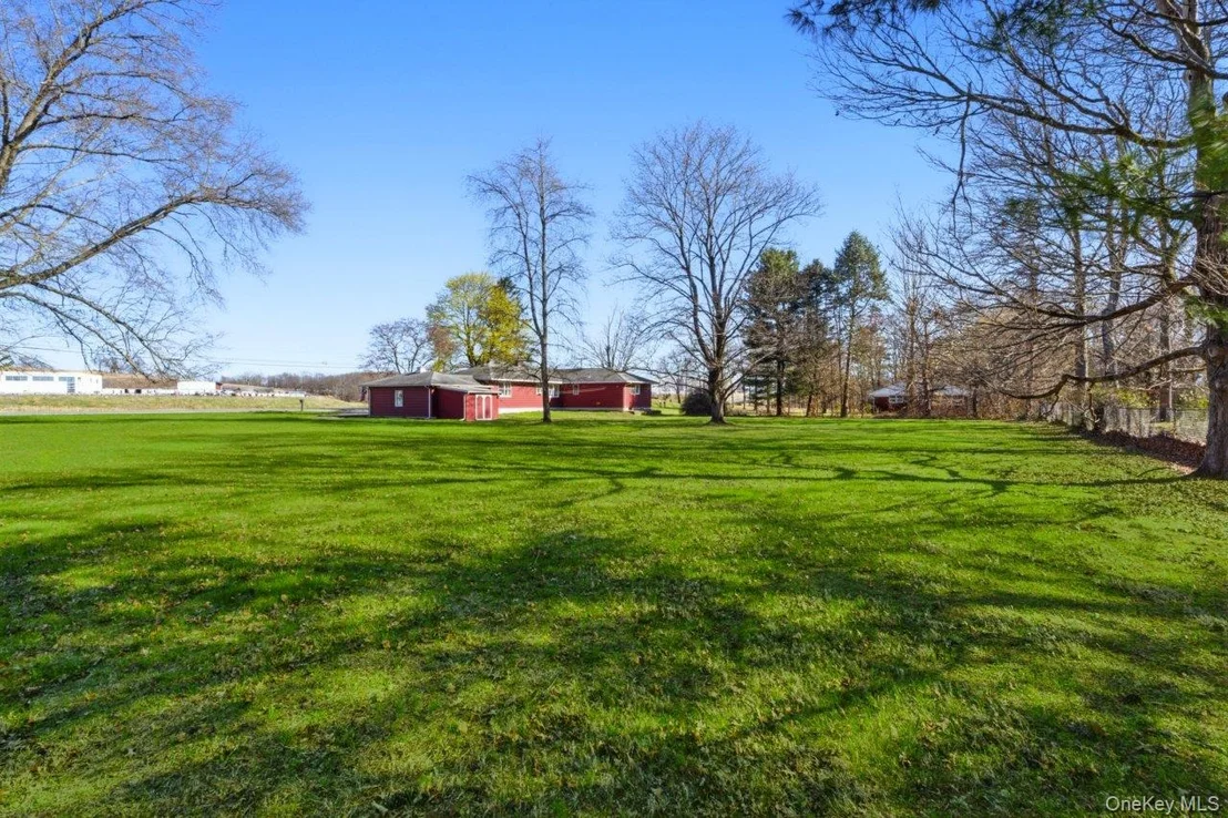 Photo of 555 State Route 416