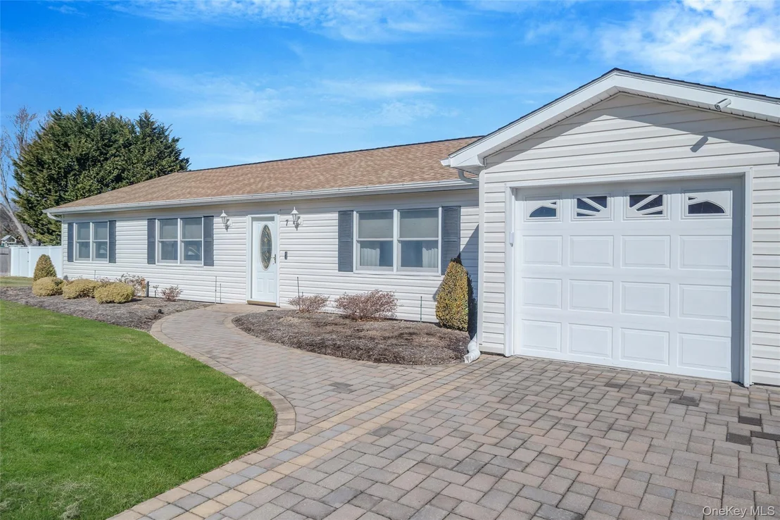 Photo of 7 Hemlock Road