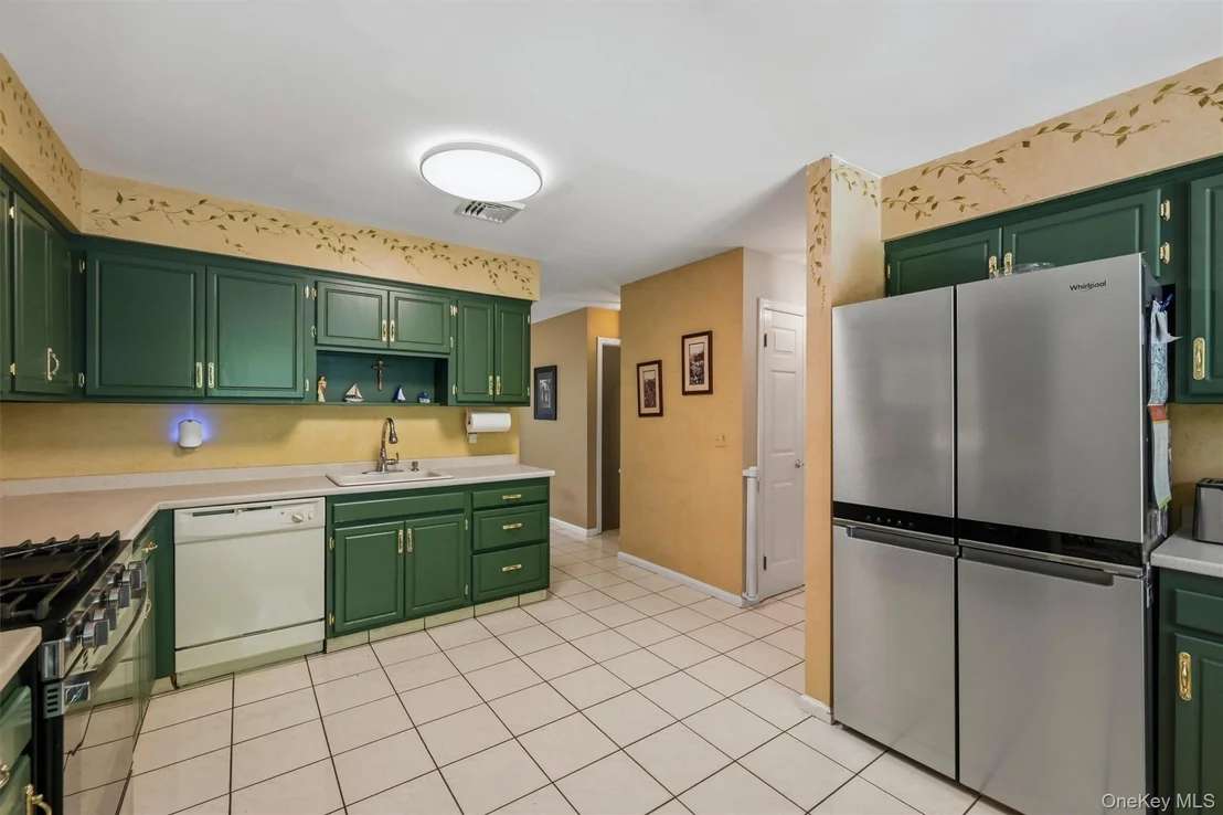 Photo of 24 Gregory Drive