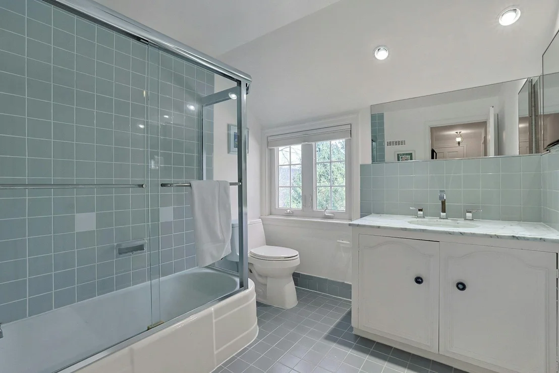 Photo of 41 Deepwood Drive