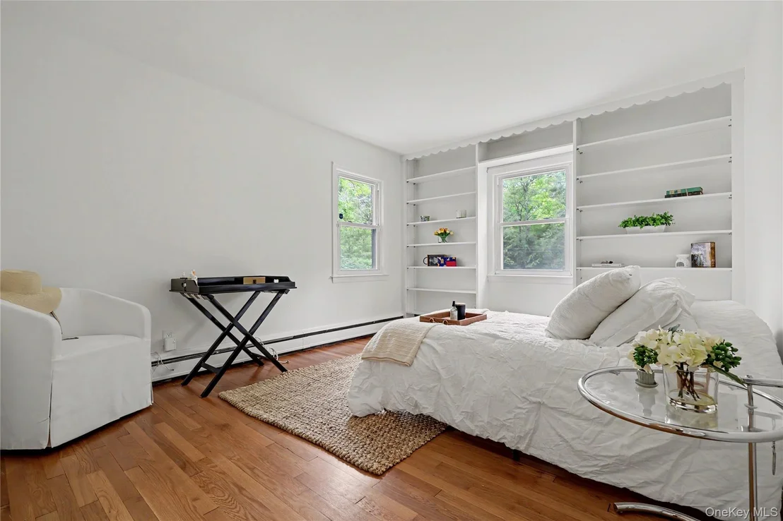 Photo of 28 Valley View Road