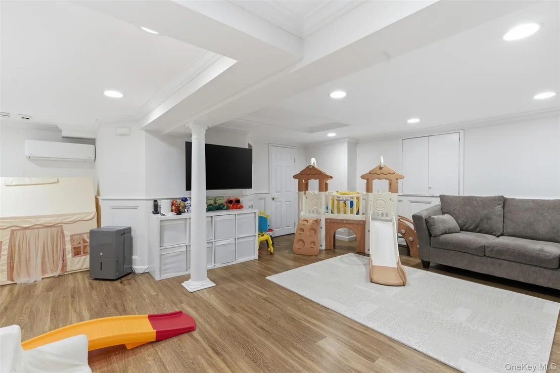 Photo of 21 Kristi Drive