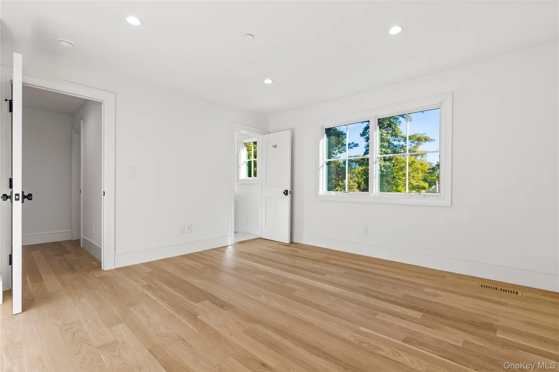 Photo of 19 Highland Park Place