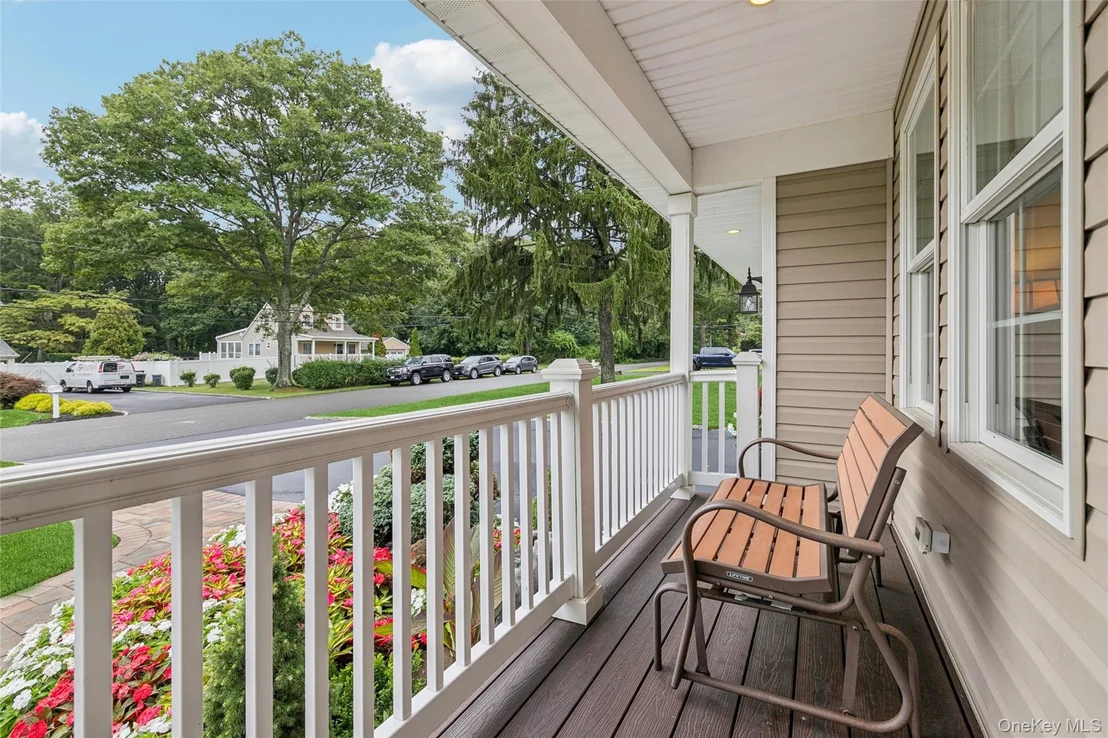 Photo of 406 Carnation Drive