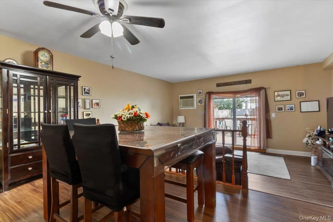 Photo of 1012 Vincent Avenue