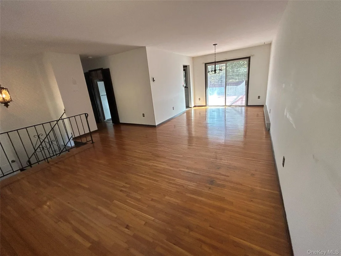 Photo of 8 Center Road