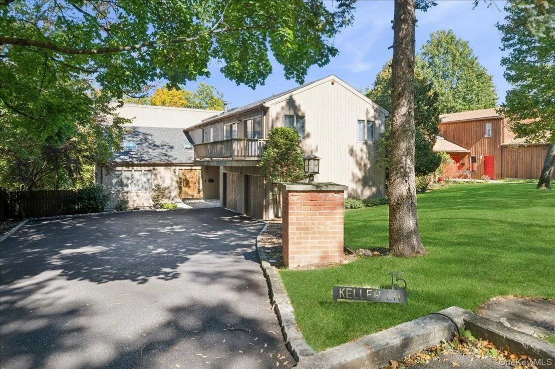 Photo of 15 Keller Lane