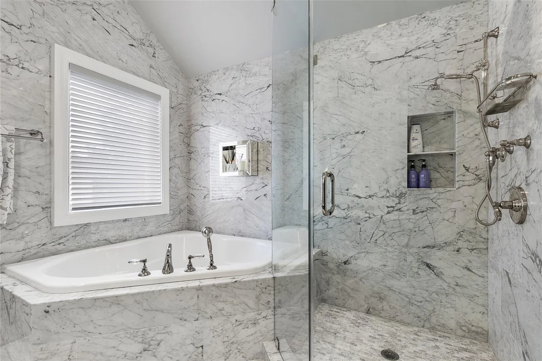 Photo of 1466 Dwight Place