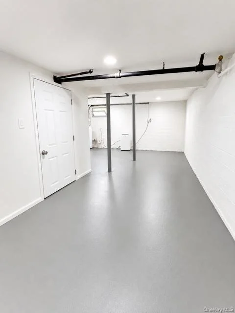 Photo of 29 Avon