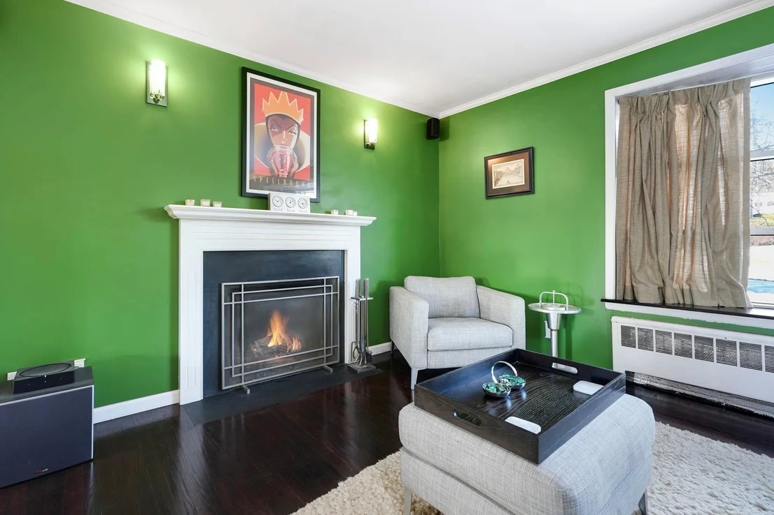 Photo of 1457 Elm Street