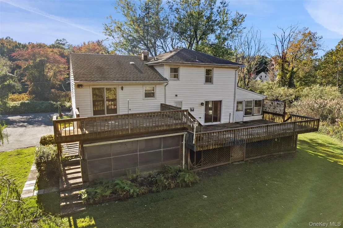 Photo of 180 Bradford Avenue