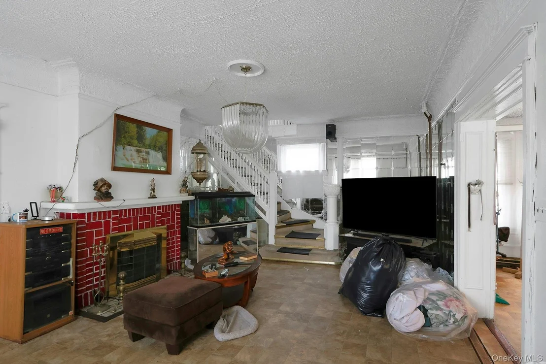 Photo of 515 Beach Avenue