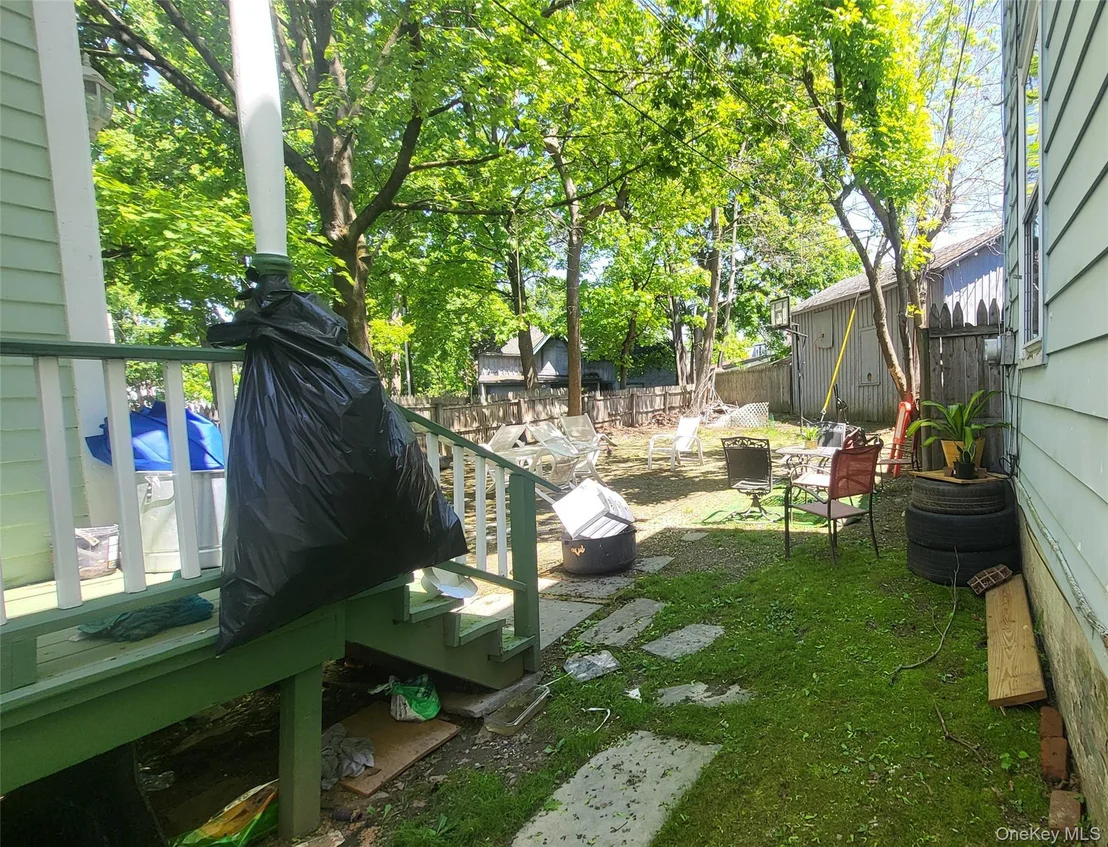 Photo of 32 Hooker Avenue
