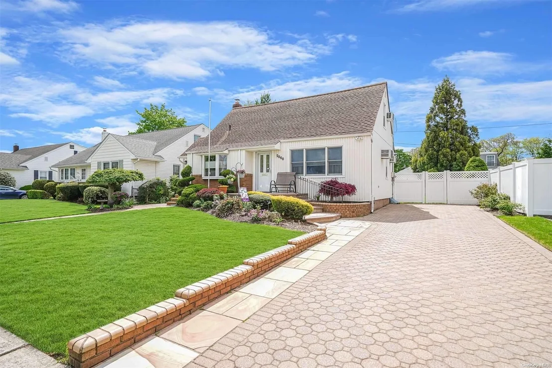 Photo of 2868 Michael Road