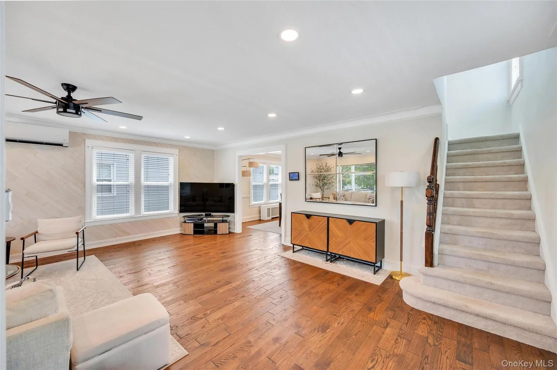 Photo of 232 Locust Street