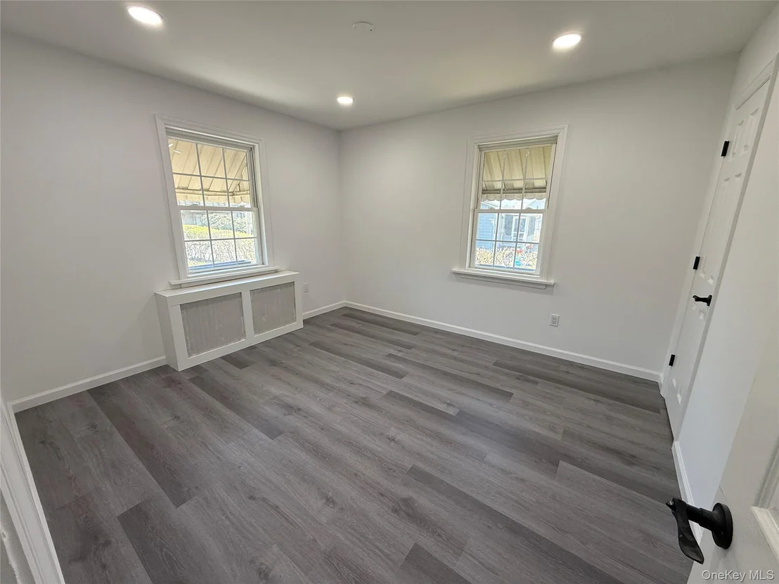 Photo of 176 Willow Avenue
