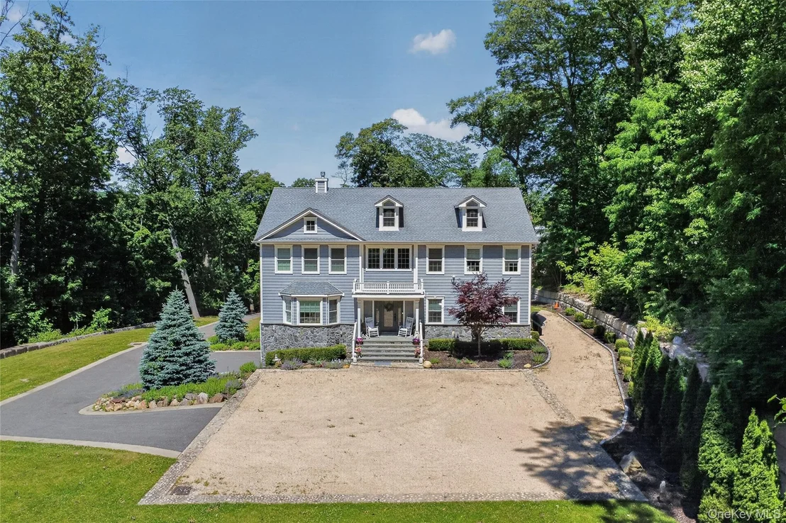 Photo of 261 Harbor Road