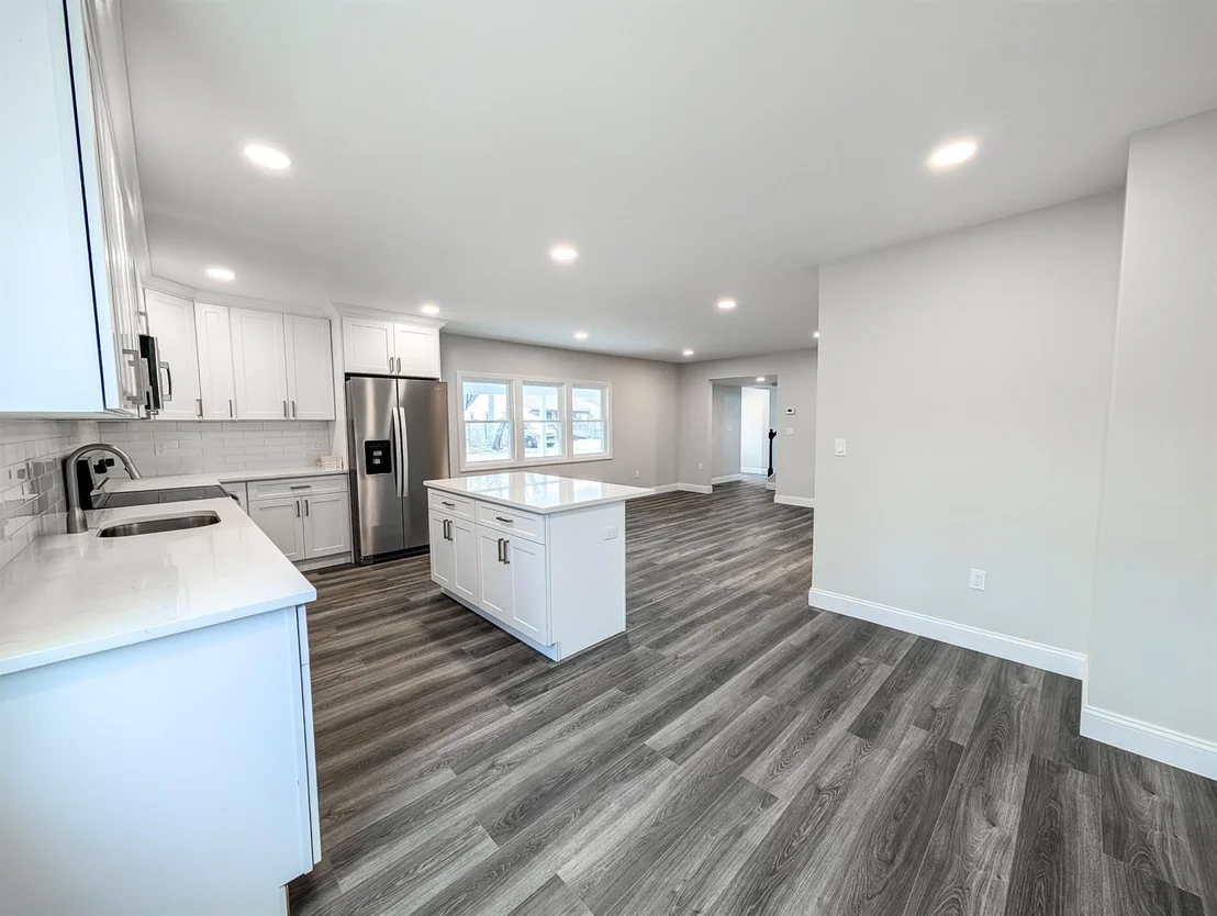 Photo of 206 Longfellow Drive
