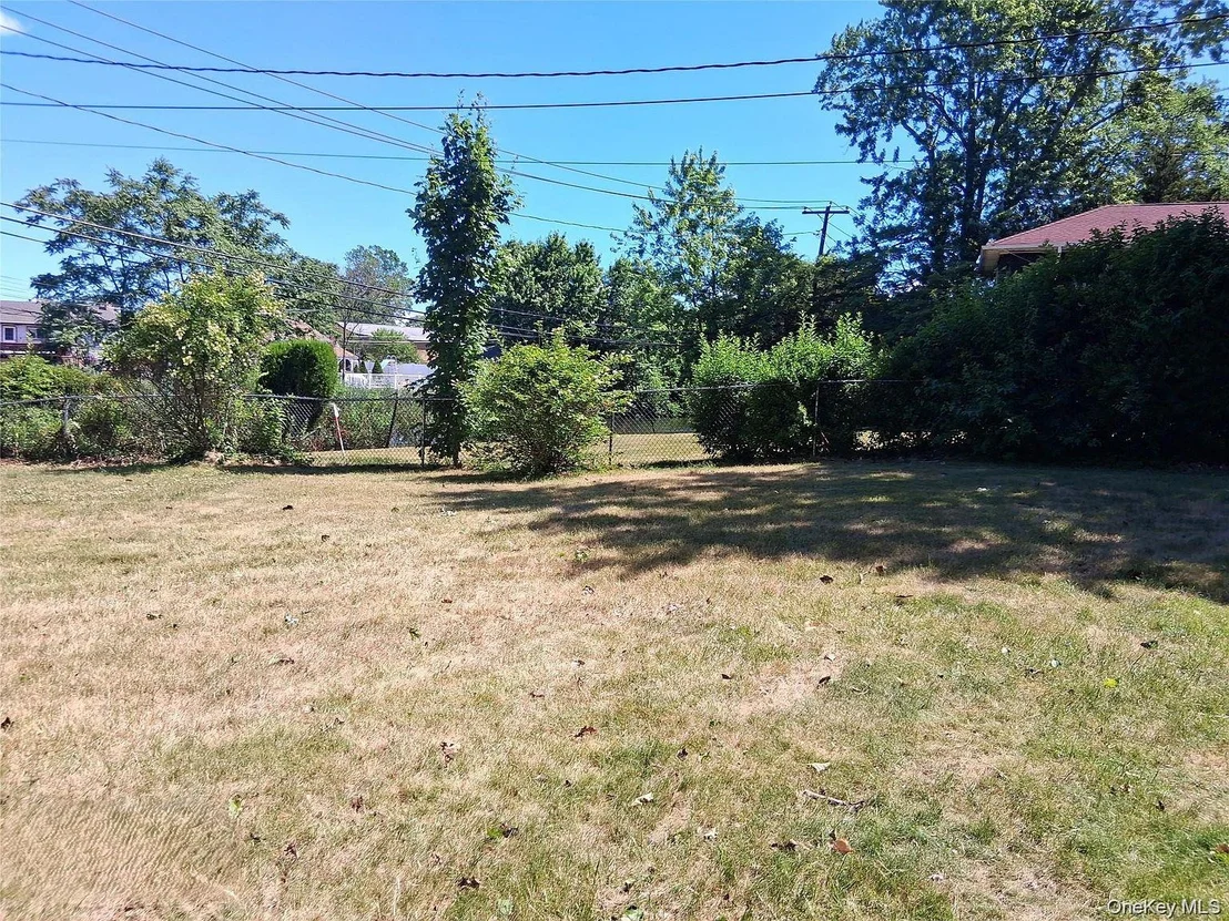 Photo of 1036 Furth Road