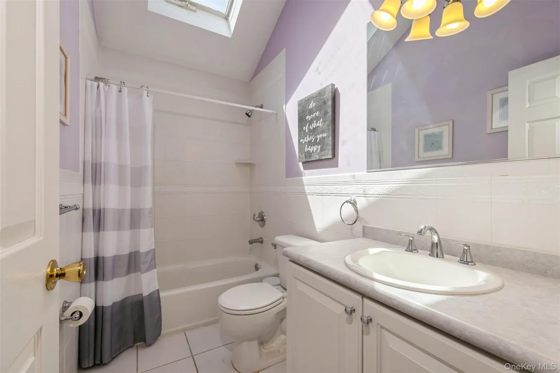 Photo of 212 Fairway Drive