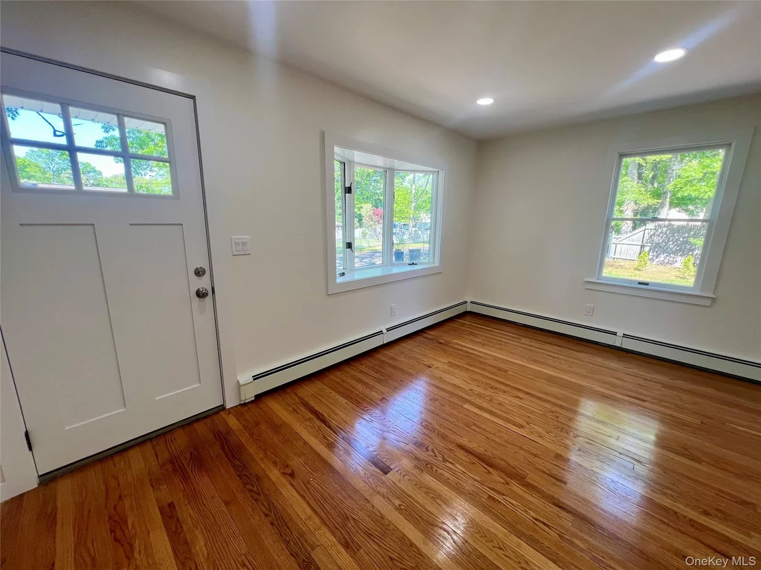 Photo of 100 Maple Lane