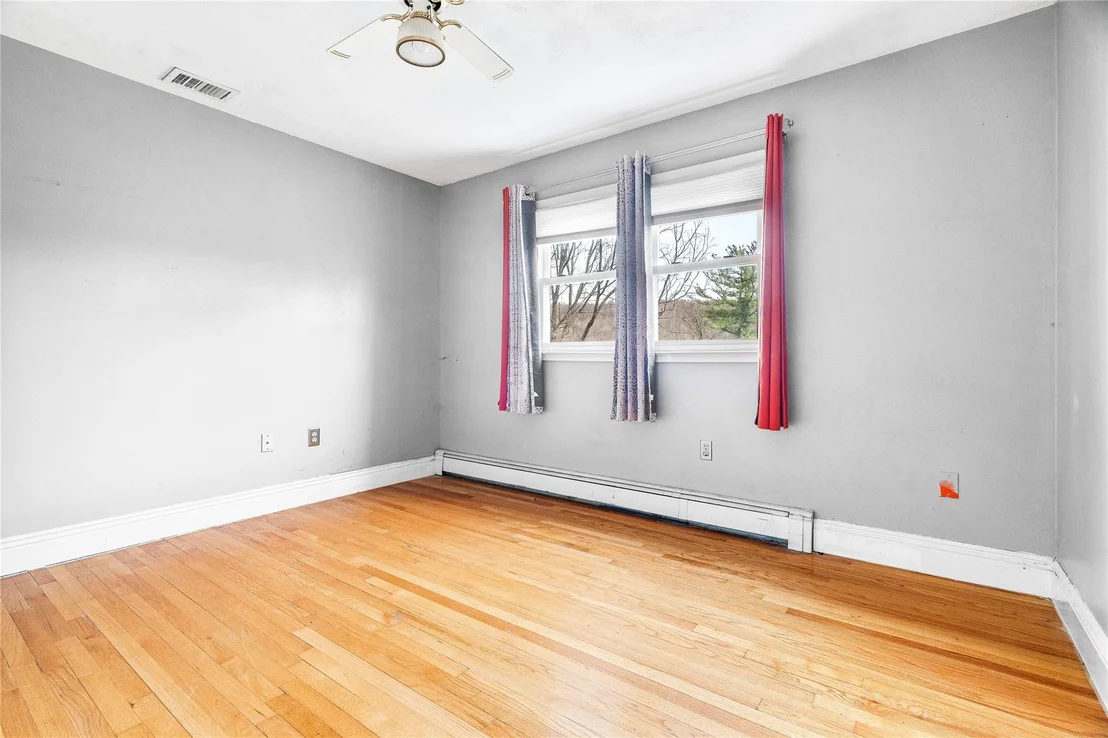 Photo of 37 Distillery Road