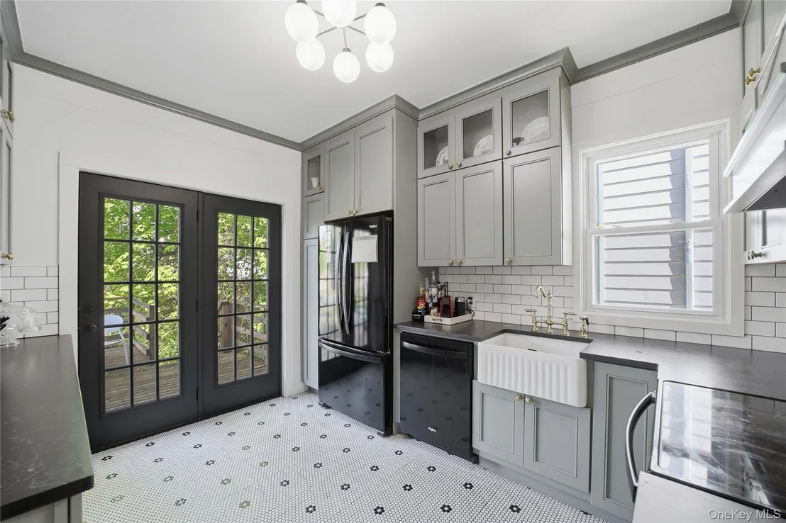 Photo of 318 Union Avenue