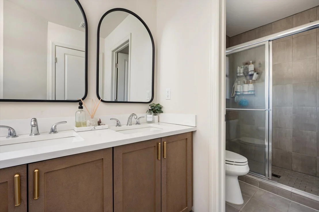 Photo of 3 Pondview Circle