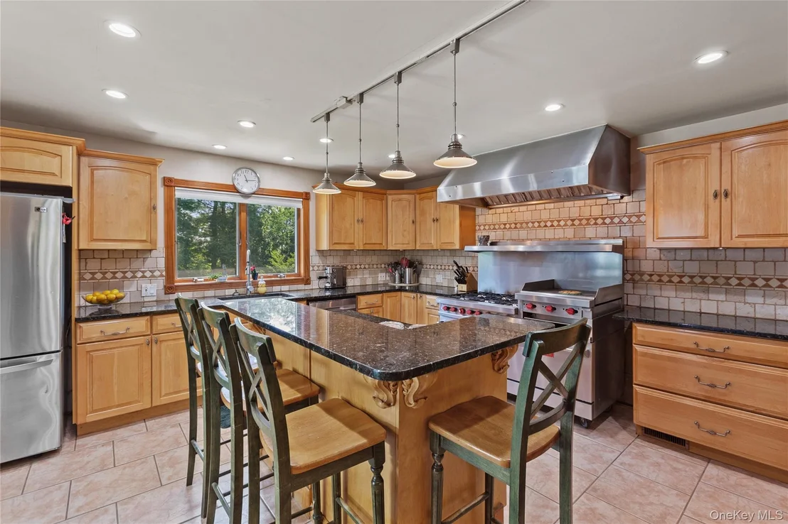 Photo of 10 Chestnut Drive