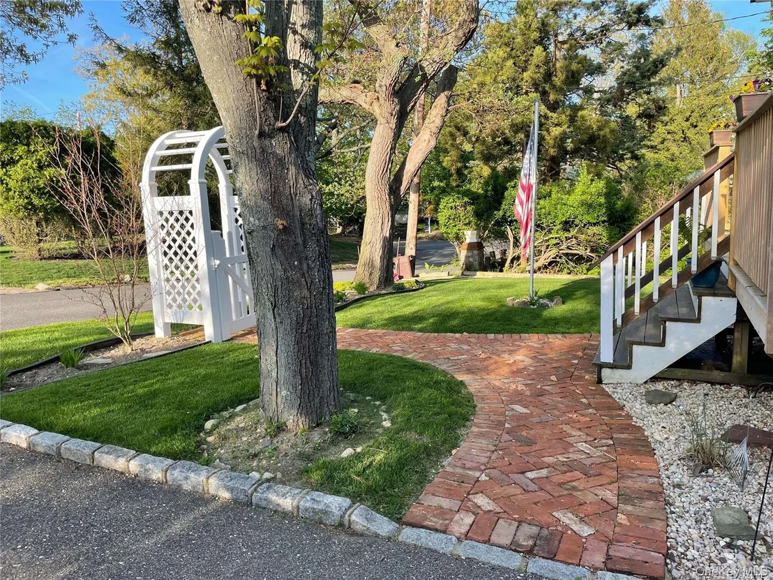 Photo of 32 Neptune Road