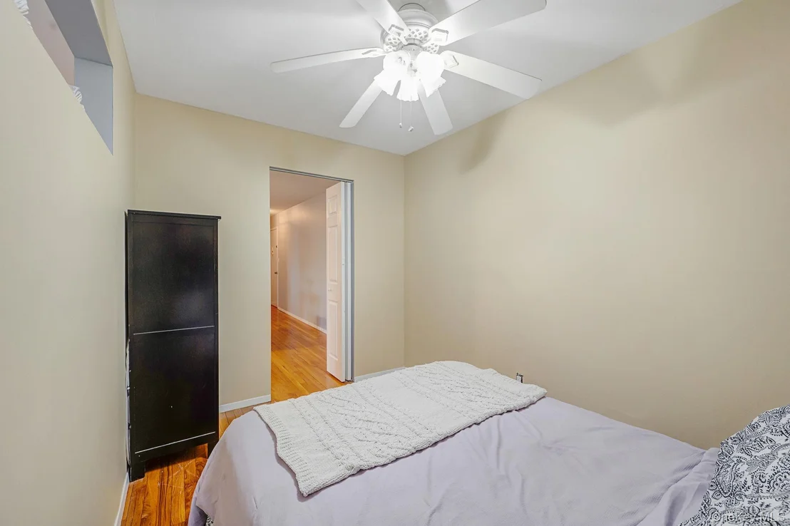 Photo of Unit 37A at 2453 Union Boulevard