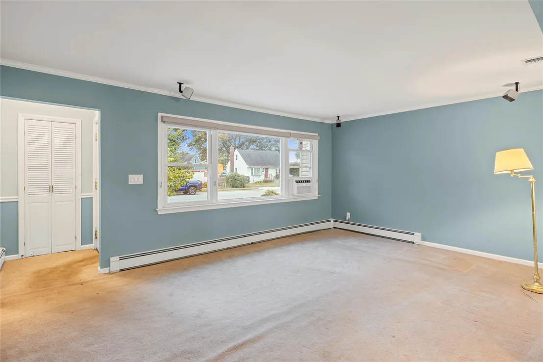Photo of 8 Farmedge Road