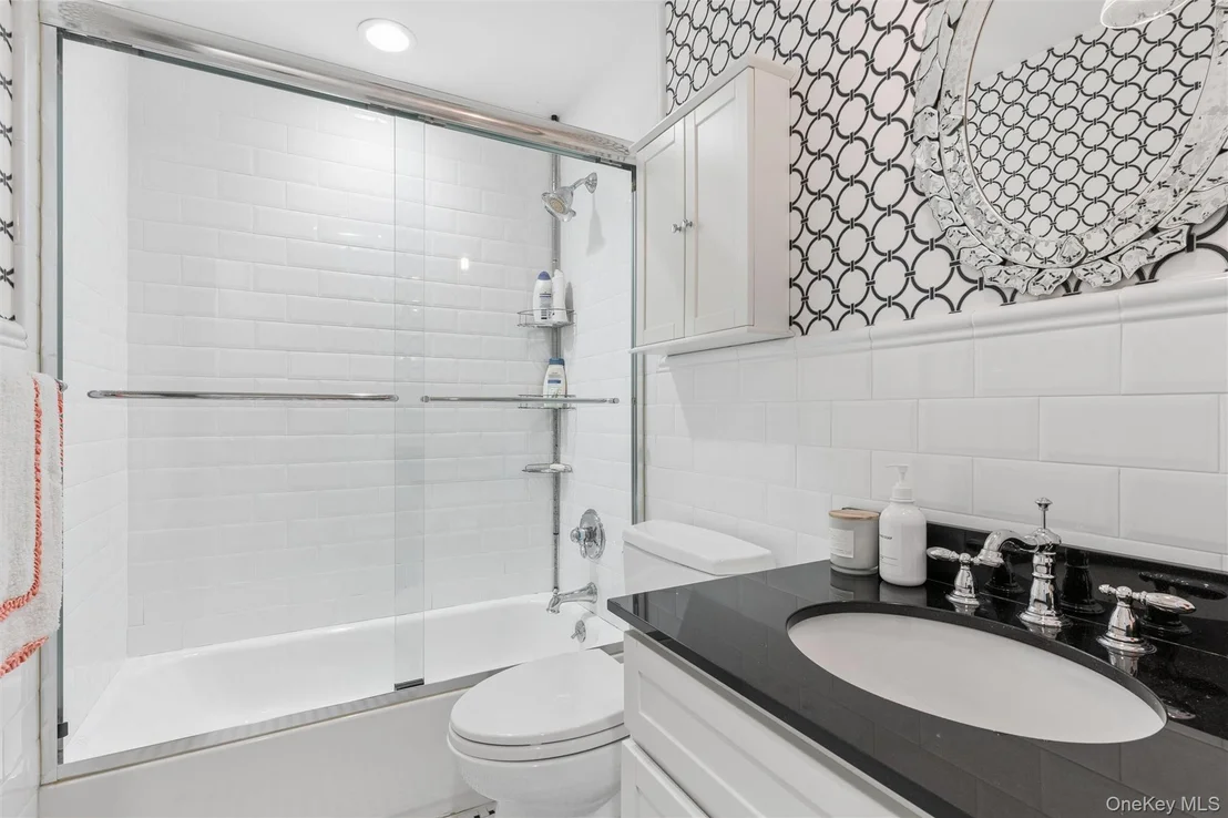 Photo of Unit A at 623 Oceanfront