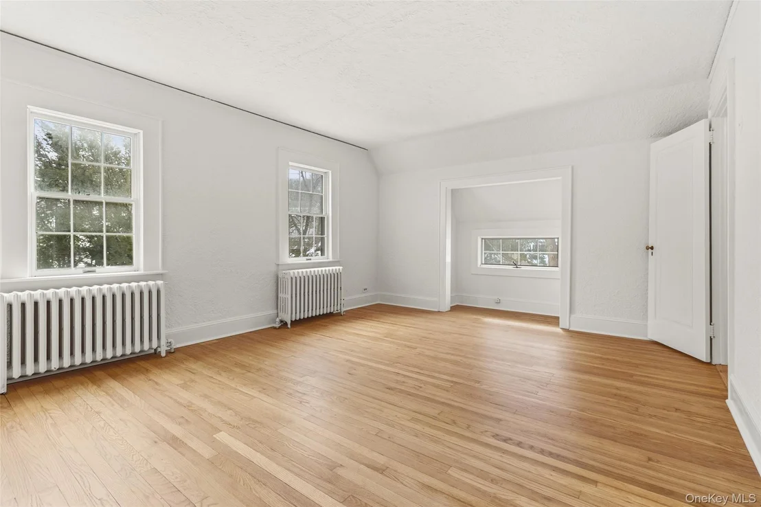 Photo of 23 Garretson Road