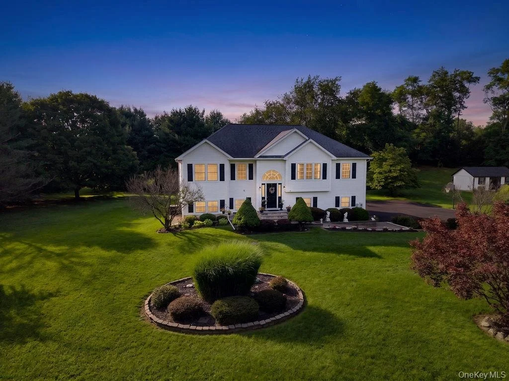 Photo of 274 Robinson Lane
