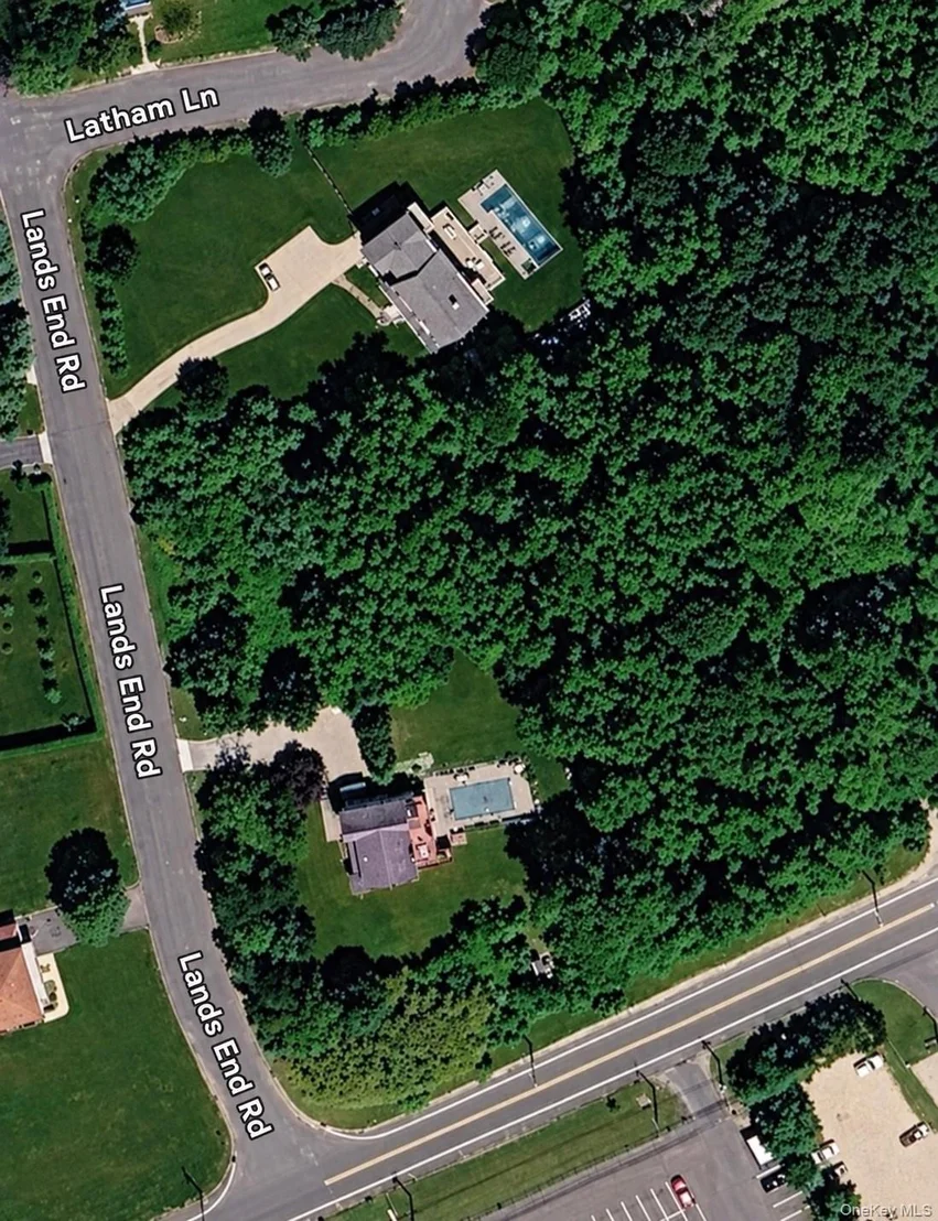 Photo of 320 Lands End Road