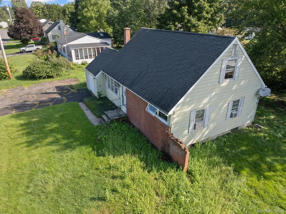 Photo of 39 Wallkill Avenue
