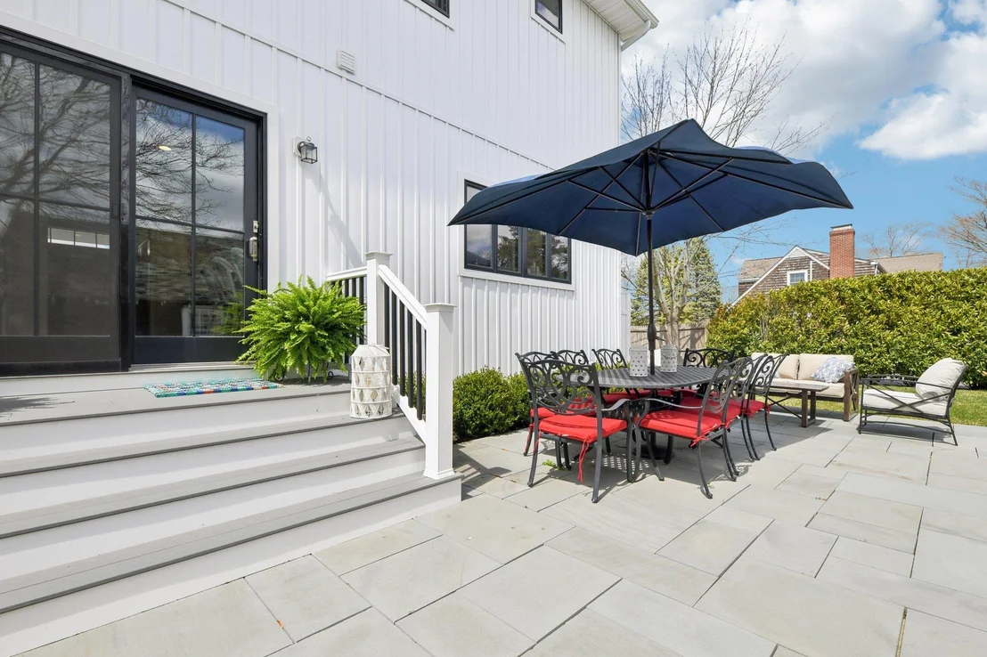 Photo of 38 Baycrest Avenue
