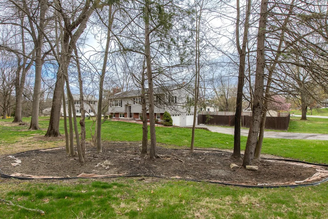 Photo of 176 Cedar Valley Road