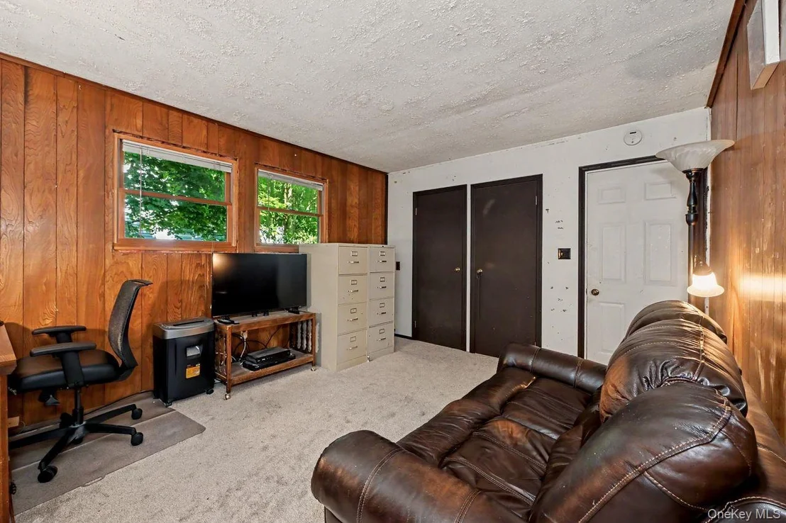 Photo of 21 Clematis Road