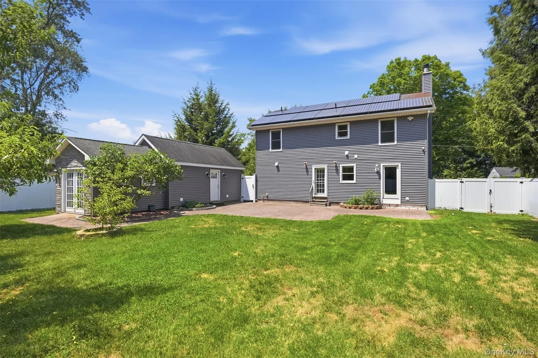 Photo of 10 Henmond Boulevard