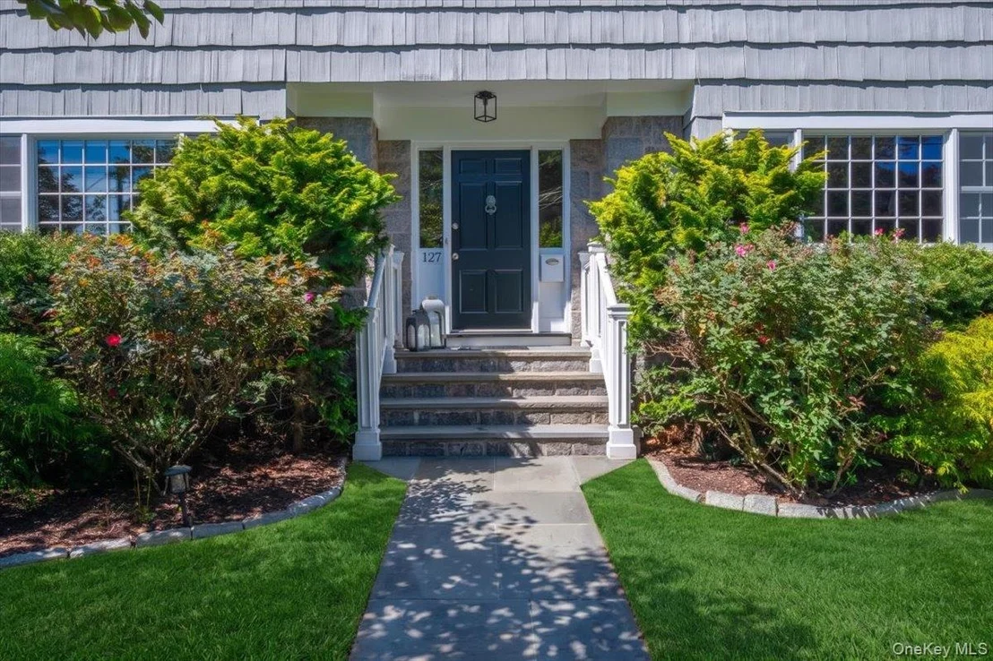 Photo of 127 Harmon Avenue