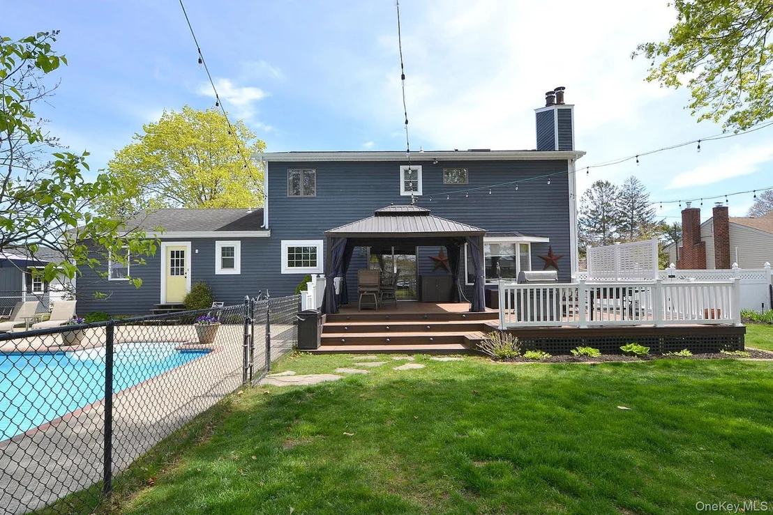 Photo of 30 Myrtle Lane